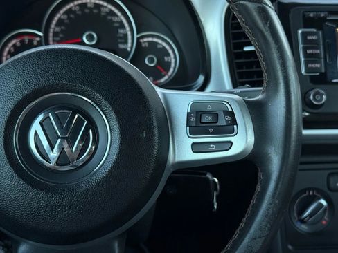 Used 2015 Volkswagen Beetle 1.8T Classic image 29