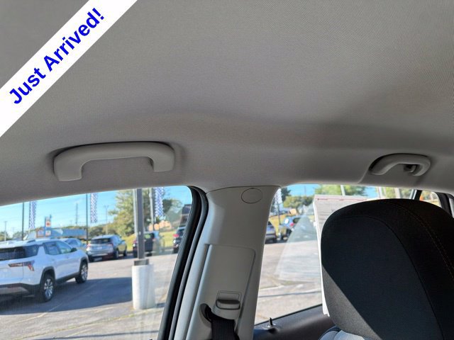 Used 2017 Chevrolet Trax LS FWD image 38