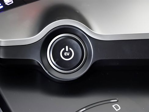 New 2025 Kia EV6 Wind image 22