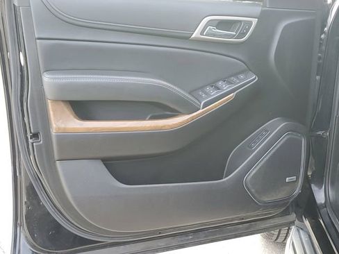 Used 2020 GMC Yukon XL Denali w/ Open Road Package image 24