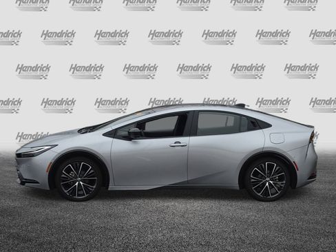 Used 2023 Toyota Prius Limited image 5