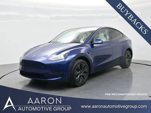 Used 2025 Tesla Model Y Long Range image 1