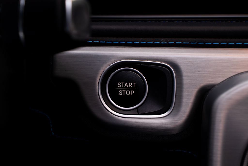 Used 2025 Mercedes-Benz G 580 w/ EQ Technology image 43
