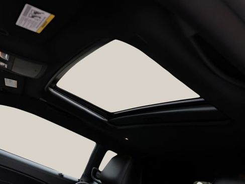 Used 2022 Dodge Challenger R/T Scat Pack image 12