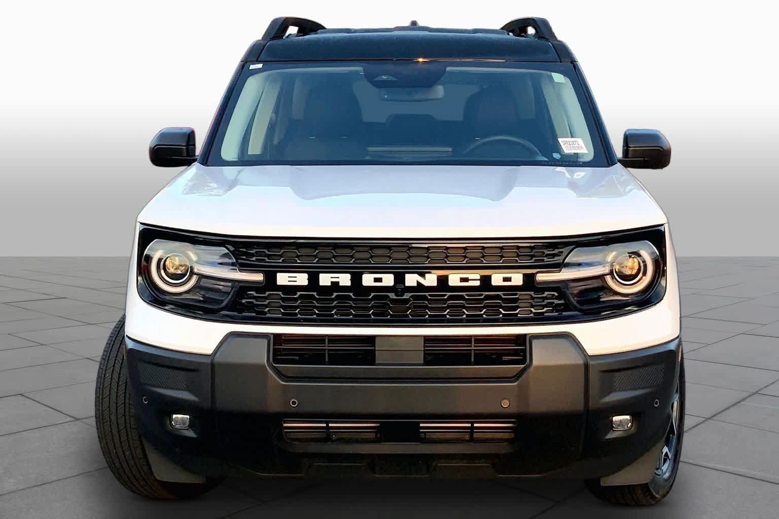 Used 2025 Ford Bronco Sport Outer Banks w/ Outer Banks Tech Package+ AWD/4WD image 4