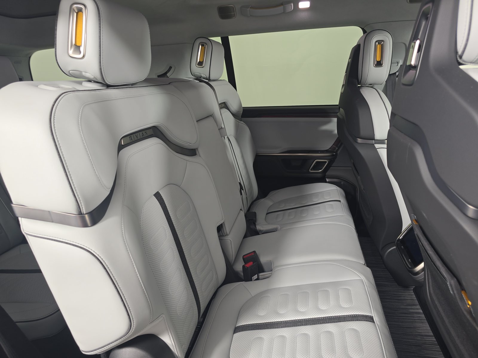 Used 2023 Rivian R1S Adventure Quad AWD/4WD image 23