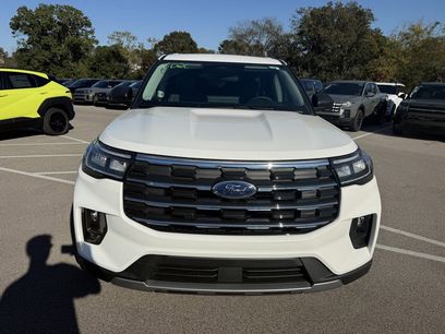 New 2026 Ford Explorer Active w/ Active Comfort Package