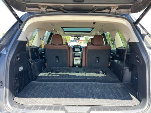 Used 2019 Subaru Ascent Touring AWD/4WD image 34