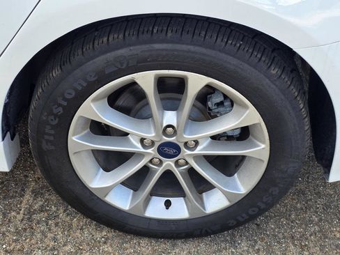 Used 2020 Ford Fusion SE FWD image 36