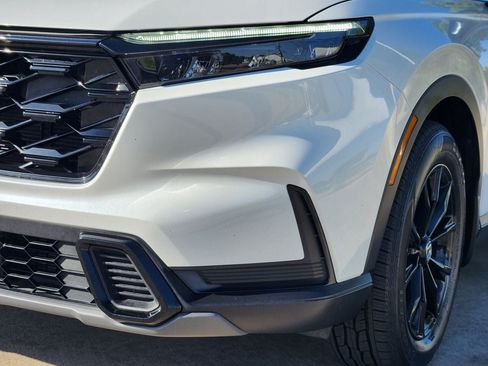 Certified 2024 Honda CR-V Sport image 9