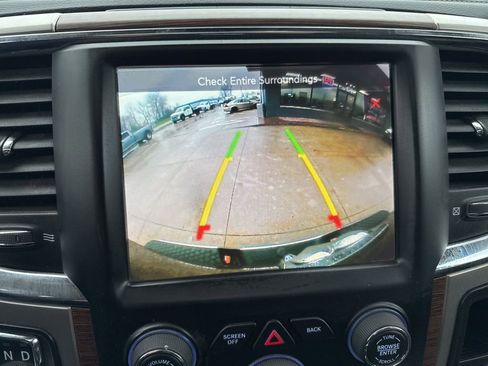 Used 2017 RAM 1500 Laramie w/ Convenience Group AWD/4WD image 9