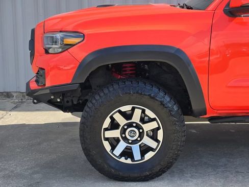 Used 2023 Toyota Tacoma TRD Pro AWD/4WD image 11