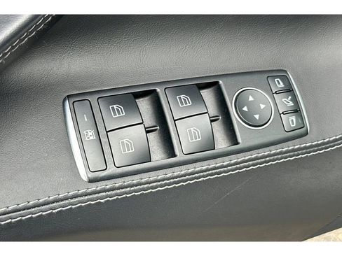 Used 2018 Tesla Model S 75D image 12