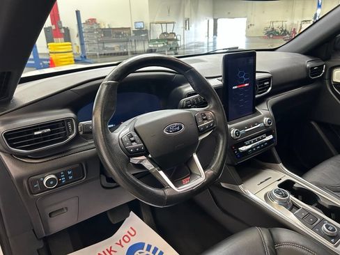 Used 2020 Ford Explorer ST w/ Premium Technology Package AWD/4WD image 19
