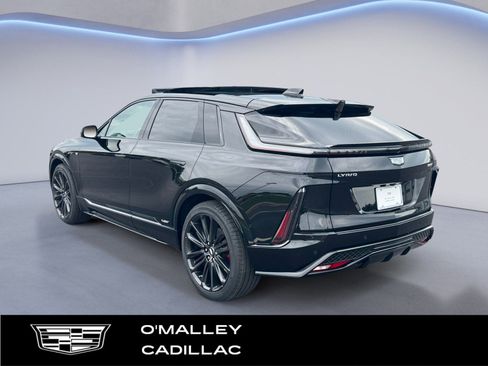 New 2026 Cadillac Lyriq V w/ LPO, Floor Liner Package image 3
