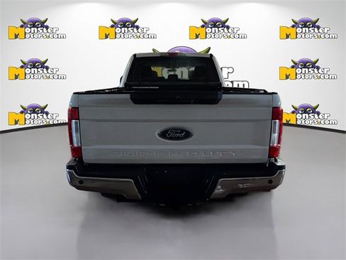 Used 2017 Ford F250 XLT w/ XLT Value Package image 5