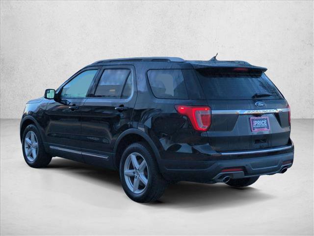 Used 2018 Ford Explorer XLT w/ Equipment Group 202A FWD image 8