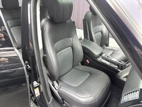 Used 2019 Land Rover Range Rover HSE AWD/4WD image 31