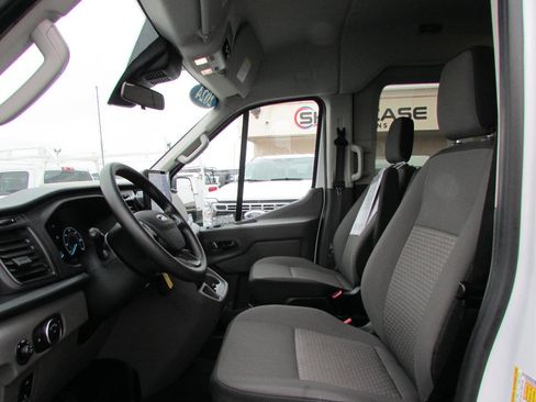 Used 2024 Ford Transit 350 XLT image 12