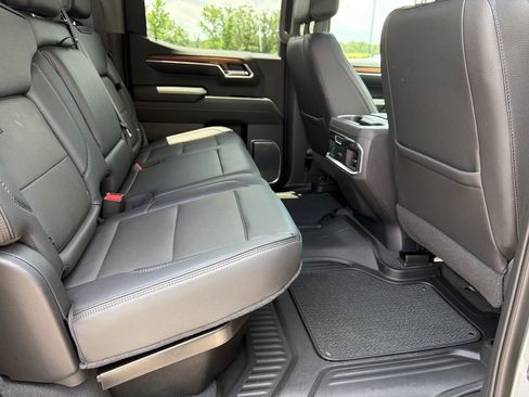 Used 2023 GMC Sierra 1500 Denali w/ Denali Reserve Package AWD/4WD image 36