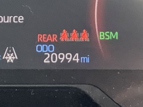 Used 2023 Toyota RAV4 XLE image 22