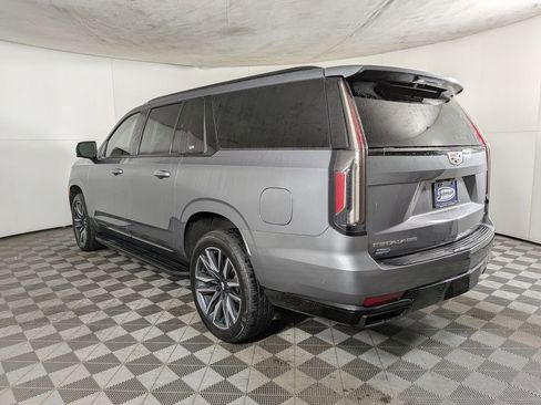 Used 2021 Cadillac Escalade ESV Sport image 4