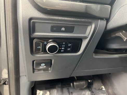 Used 2025 Ford F150 STX image 13