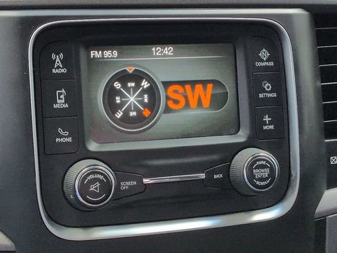 Used 2017 RAM 1500 Express w/ Express Value Package RWD image 27