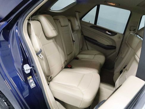 Used 2013 Mercedes-Benz ML 350 4MATIC image 34