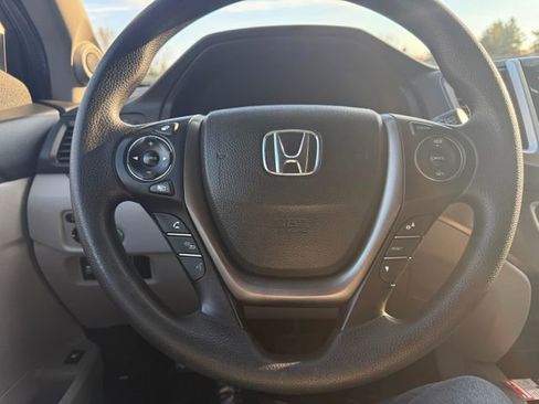 Used 2016 Honda Pilot EX image 11