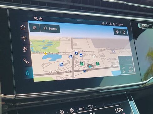 Certified 2025 Audi Q8 Premium Plus w/ Premium Plus Package AWD/4WD image 26