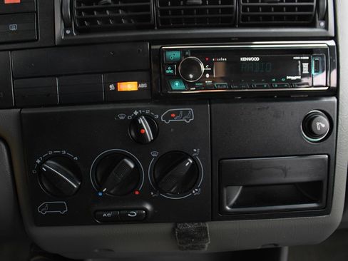 Used 1997 Volkswagen Eurovan Camper FWD image 68