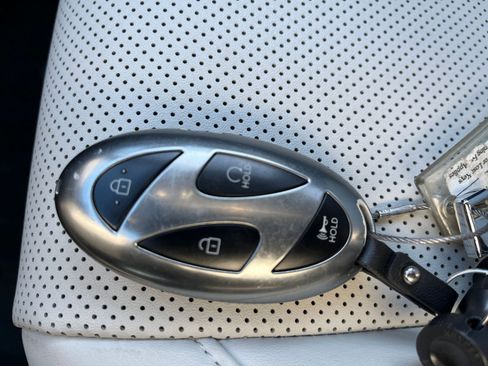 Used 2025 Hyundai Santa Fe SEL image 21