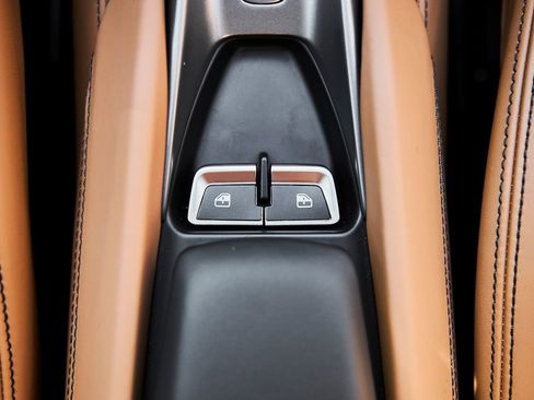 Used 2020 Ferrari F8 Tributo image 67