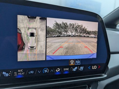 New 2026 Chevrolet Equinox EV RS image 25