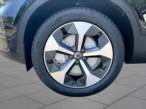 New 2026 Volvo XC40 B5 Core w/ Protection Package Premier AWD/4WD image 15