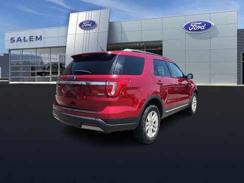 Certified 2019 Ford Explorer XLT w/ Equipment Group 202A AWD/4WD image 3