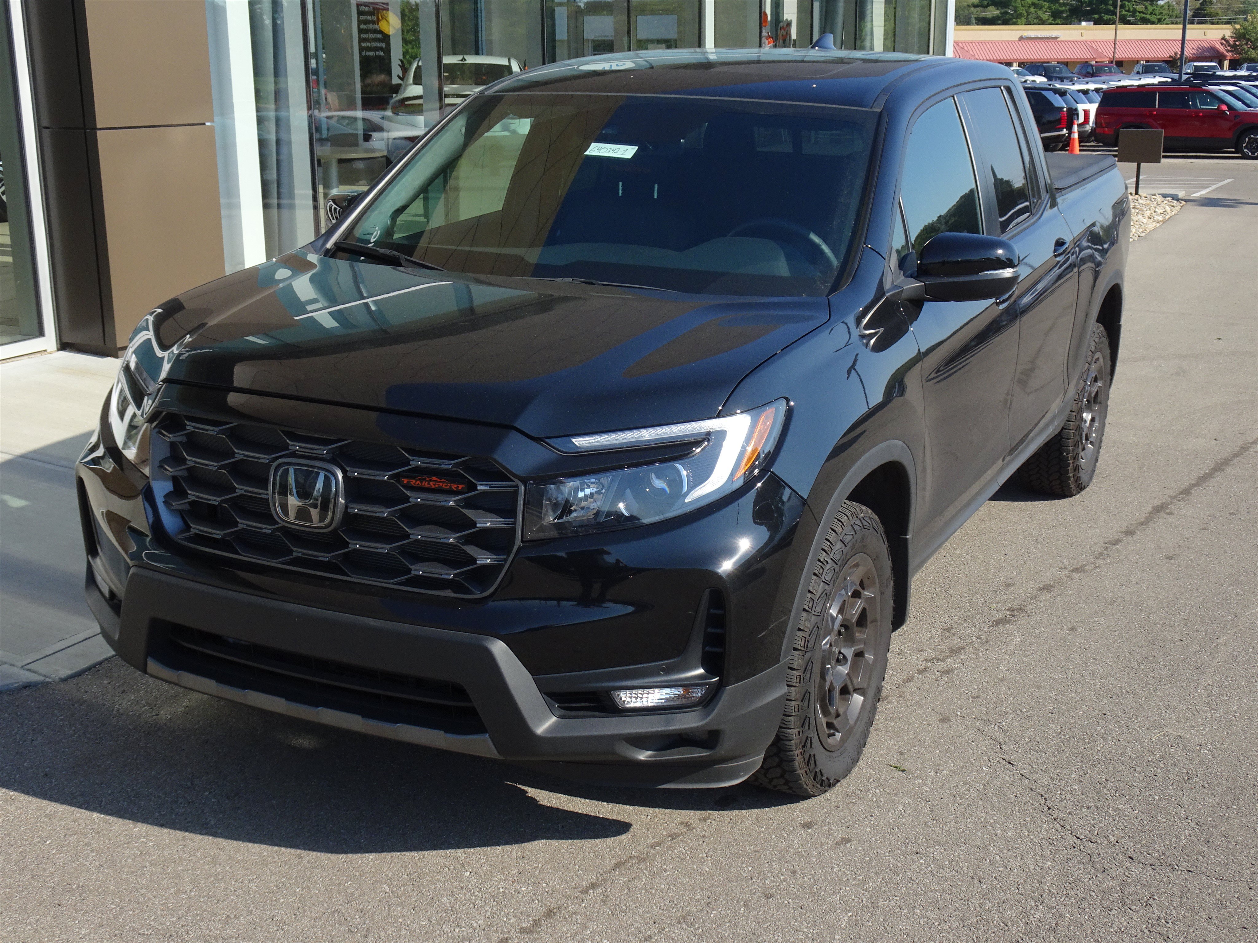 Used 2025 Honda Ridgeline TrailSport+ image 8