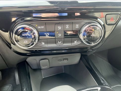 New 2026 Chevrolet Trax RS w/ Driver Confidence Package image 15