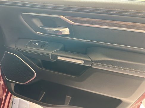 Used 2019 RAM 1500 Laramie image 26