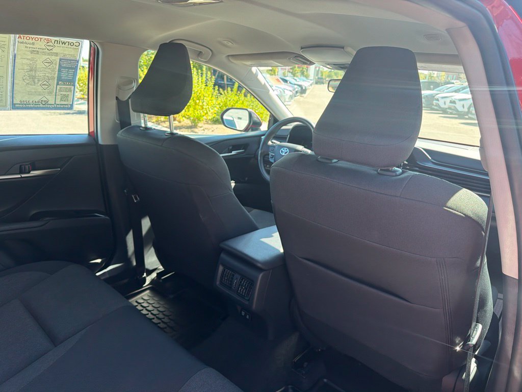 Used 2025 Toyota Camry LE FWD image 14