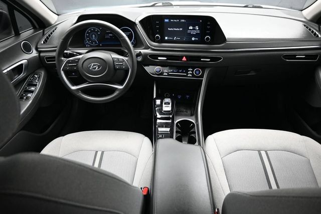 Used 2021 Hyundai Sonata SEL w/ Convenience Package FWD image 11