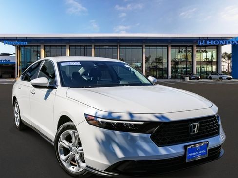 Certified 2024 Honda Accord LX image 1