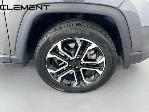 Used 2023 Jeep Compass Limited image 35