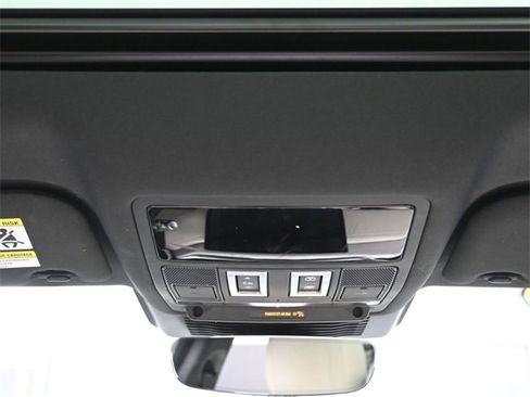 Used 2023 Jaguar F-PACE R-Dynamic S image 24