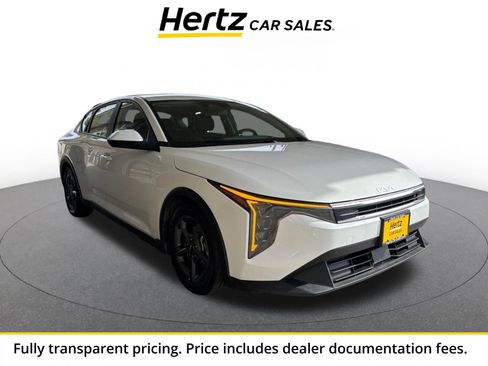 Used 2025 Kia K4 FWD image 1