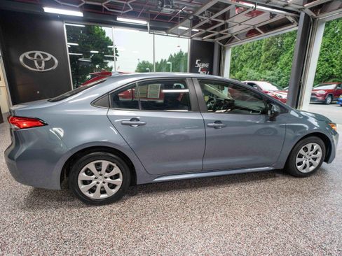 Used 2024 Toyota Corolla LE FWD image 4