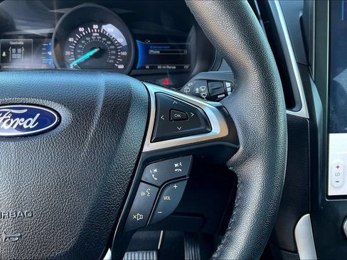 Used 2024 Ford Edge SEL AWD/4WD image 11