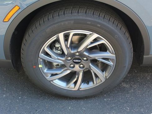 New 2026 Lincoln Corsair Premiere image 10