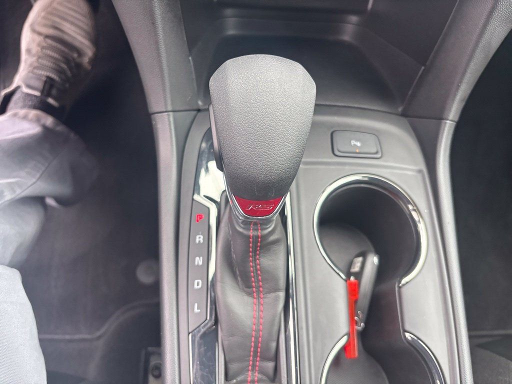 Used 2024 Chevrolet Equinox RS AWD/4WD image 12